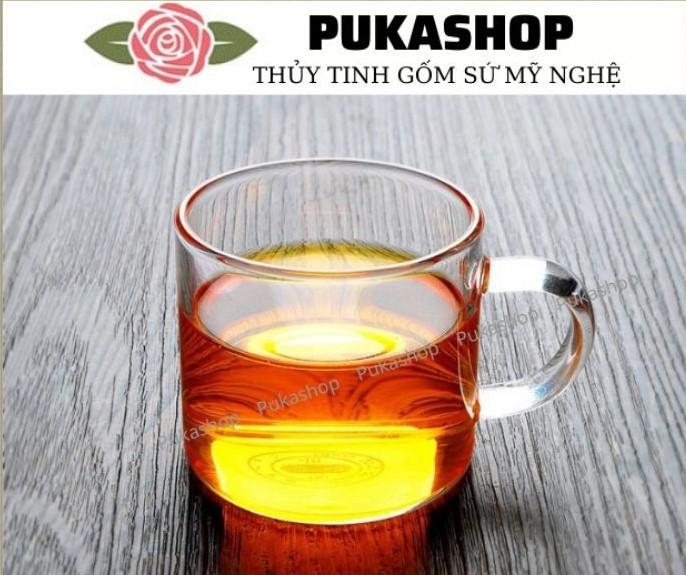 Ly trà thủy tinh có tay cầm hình trụ L003